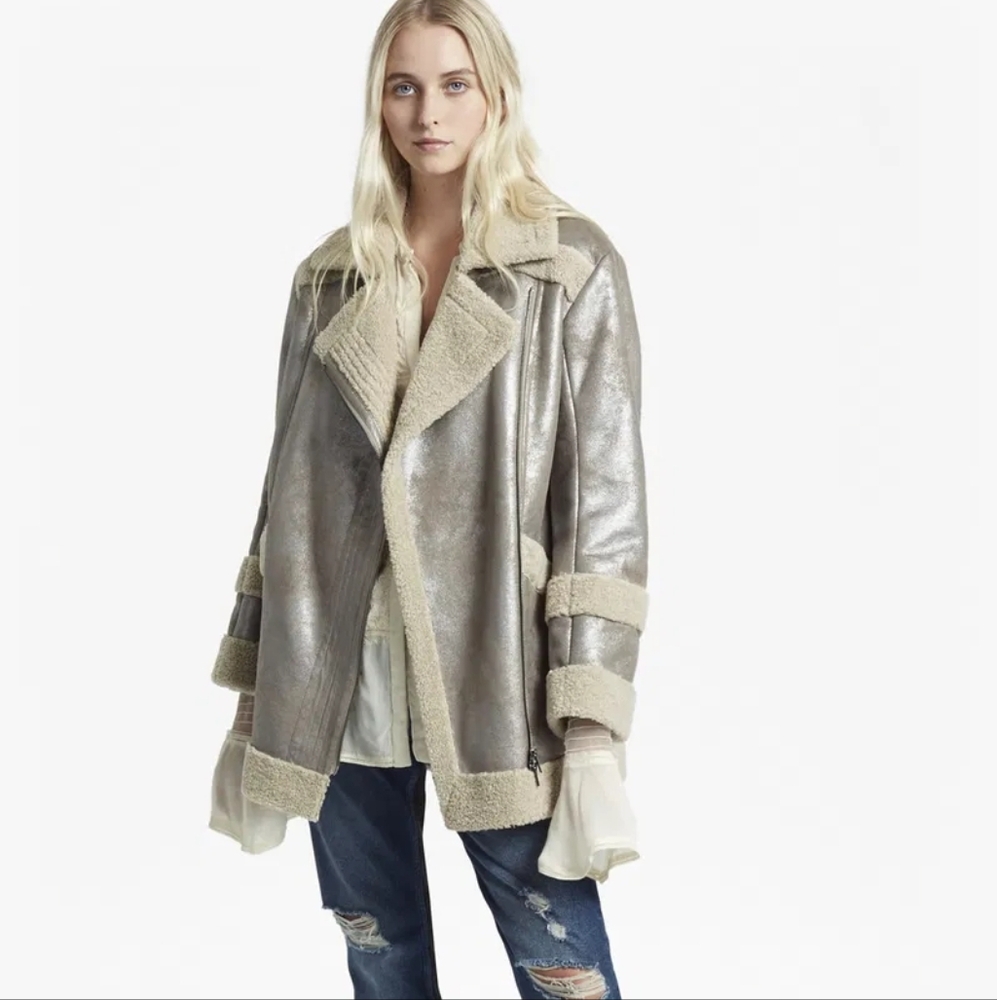 Metallic Shearling Zelda Coat - Picture 2 of 7
